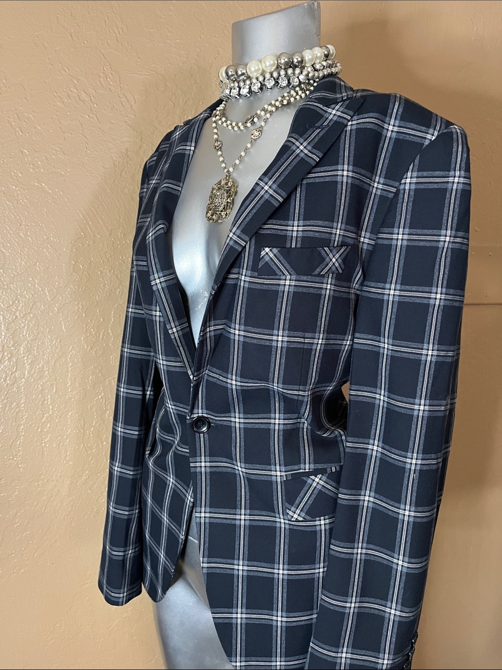 YFFUSHI Classic Navy Plaid Single-Button Blazer.  Sz S
